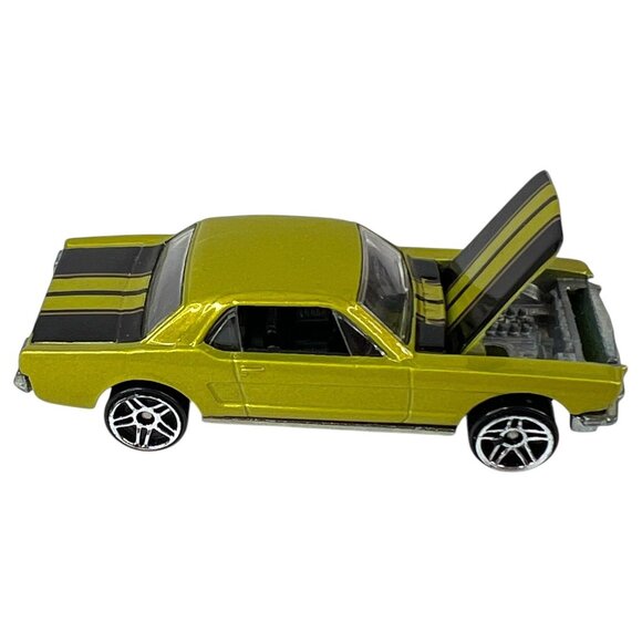 Vintage 1983 Hot Wheels 1965 Ford Mustang 1:64 Die Cast Green Black Stripe Car - Picture 4 of 9